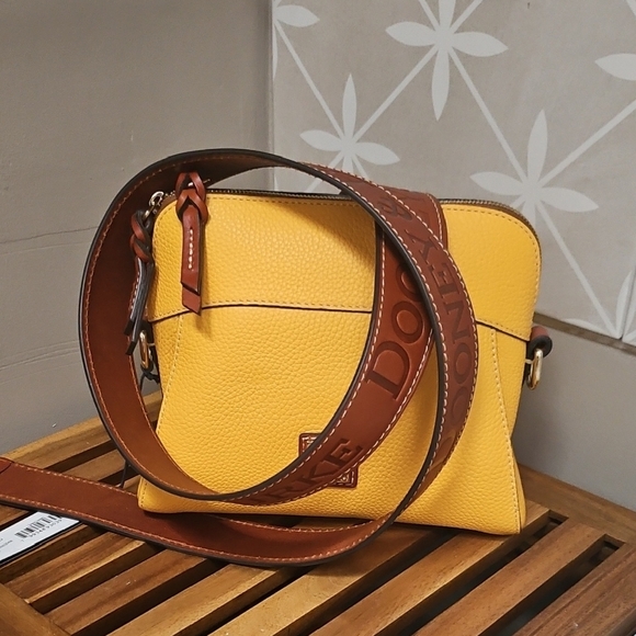 Dooney & Bourke Handbags - Dooney & Bourke Cameron